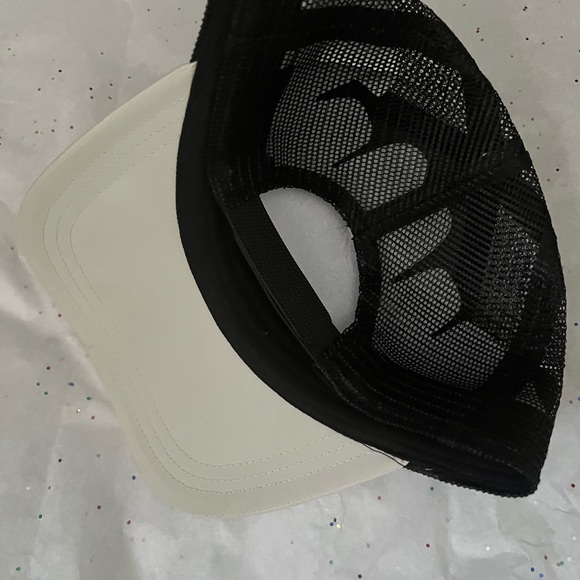 Puma x Xo Trucker Hat Collaboration - Picture 4 of 9